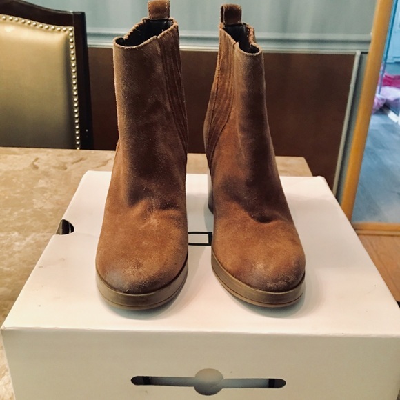 Aldo Athabaska Suede Ankle Block Heel Bootie - Picture 1 of 5